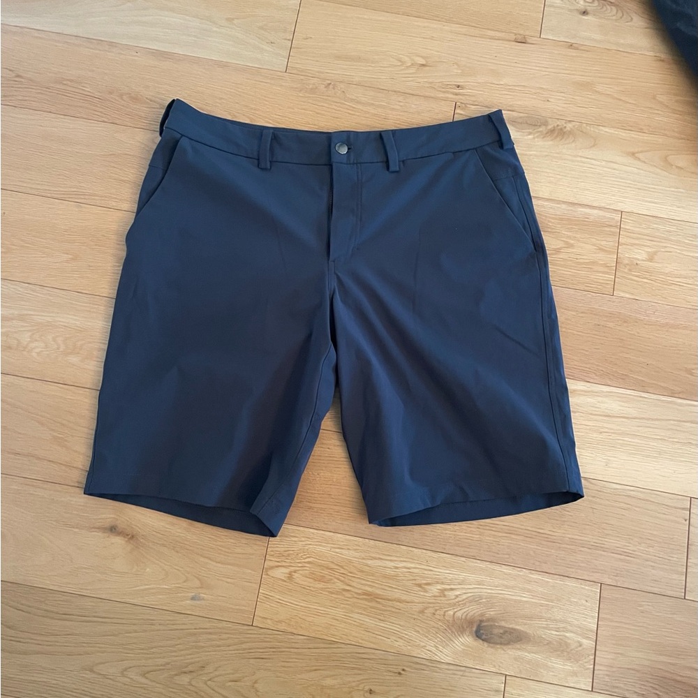 Lululemon 34